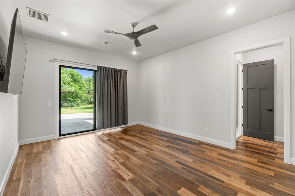 834 Tall Pines Drive Property Photo 18