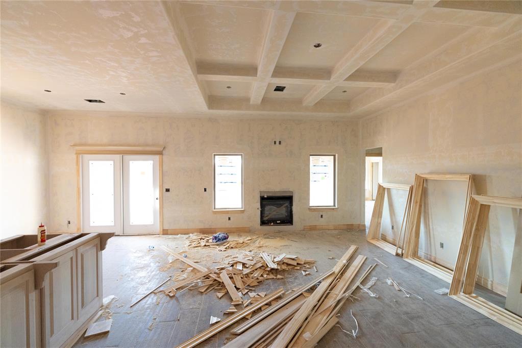8241 Mountain Oak Drive Property Photo 1