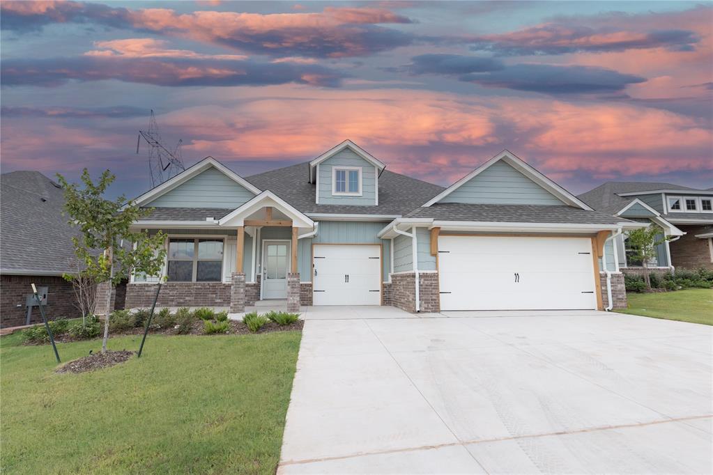 8241 Mountain Oak Drive Property Photo 1