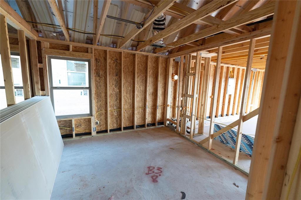 8241 Mountain Oak Drive Property Photo 8