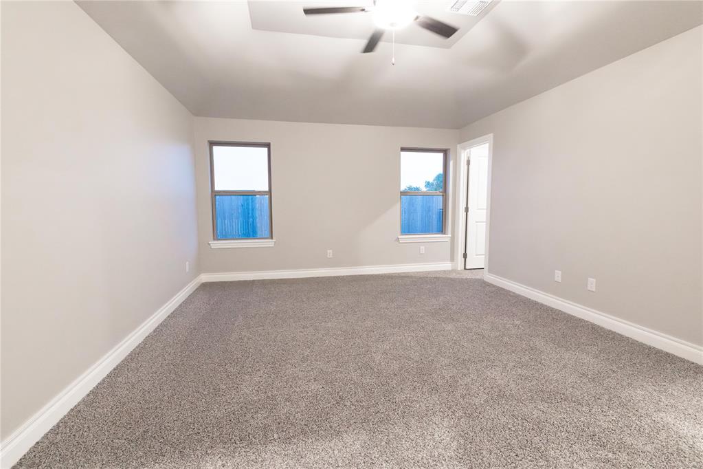 8241 Mountain Oak Drive Property Photo 9