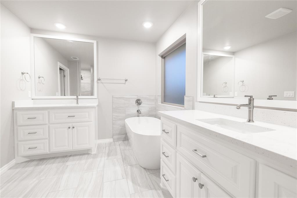 8241 Mountain Oak Drive Property Photo 10