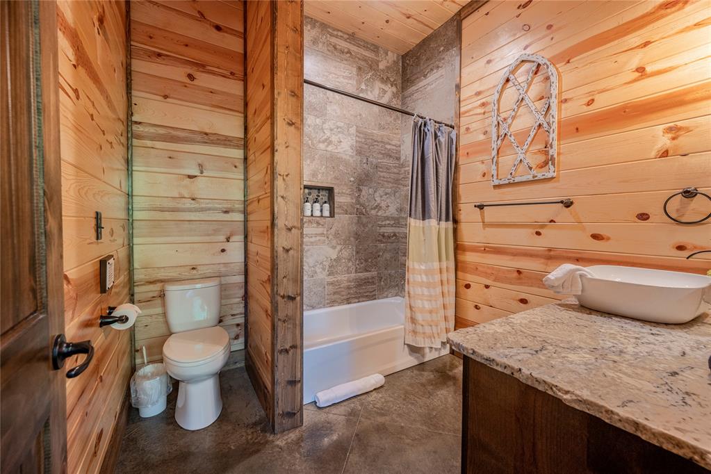 310 Red Berry Trail Property Photo 12