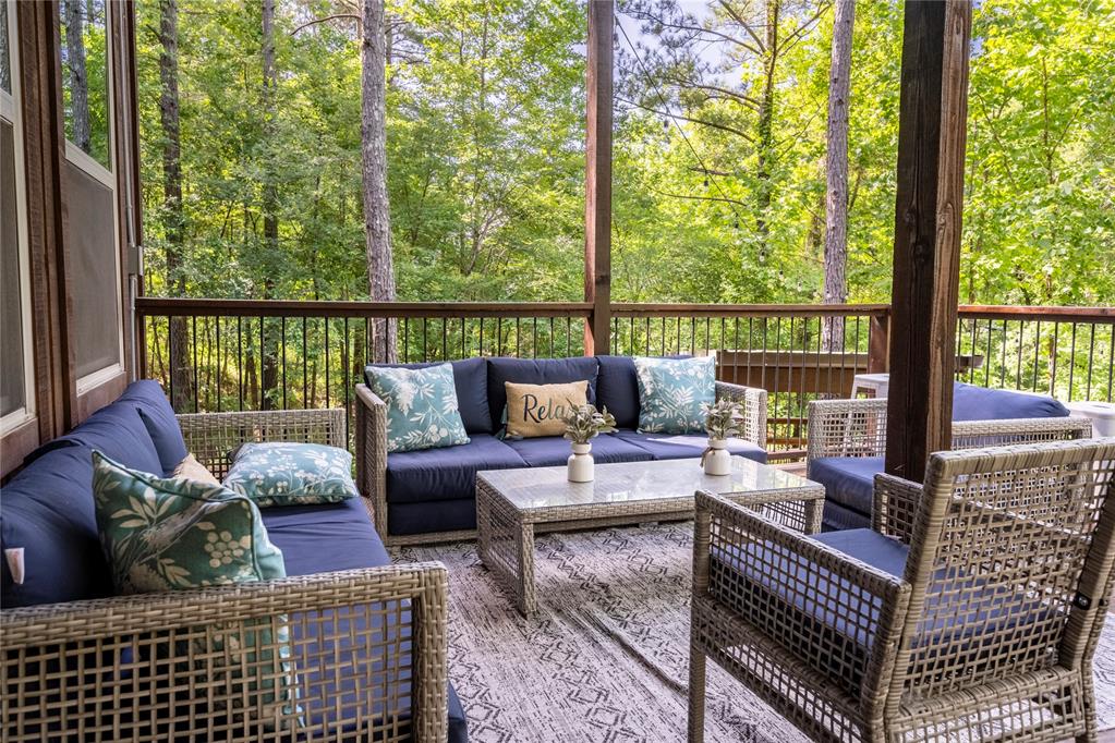 310 Red Berry Trail Property Photo 28