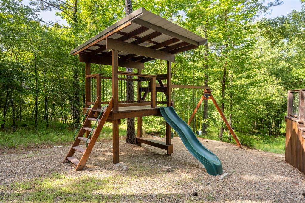 310 Red Berry Trail Property Photo 33