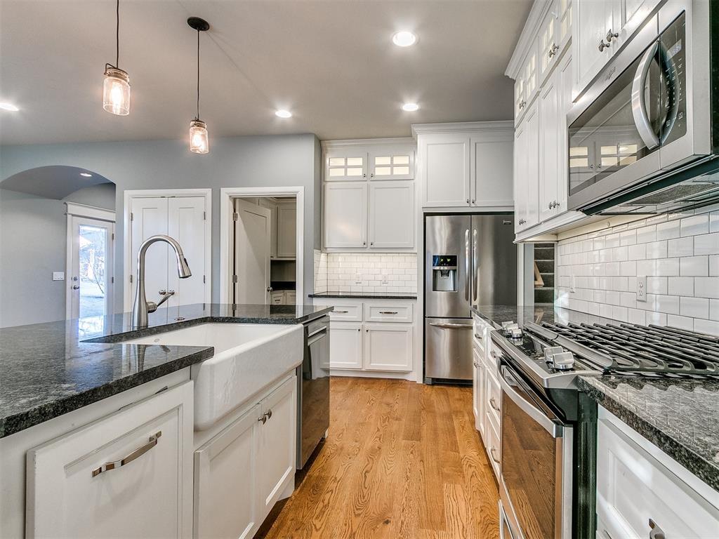 3300 Clock Tower Circle Property Photo 4