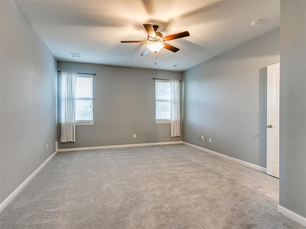 3300 Clock Tower Circle Property Photo 9
