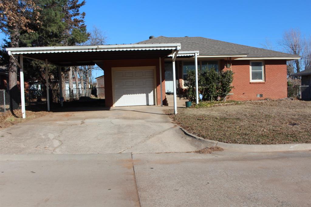 105 E Coe Drive Property Photo