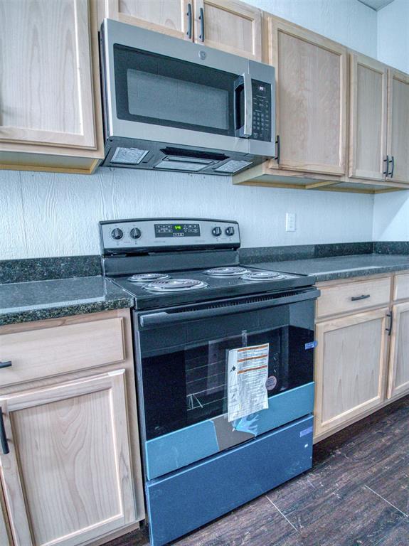 2000 N Macarthur Boulevard Property Photo 40