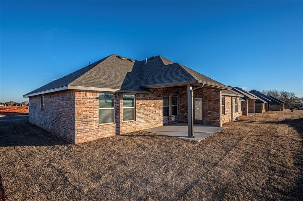 457 Virginia Avenue Property Photo 4