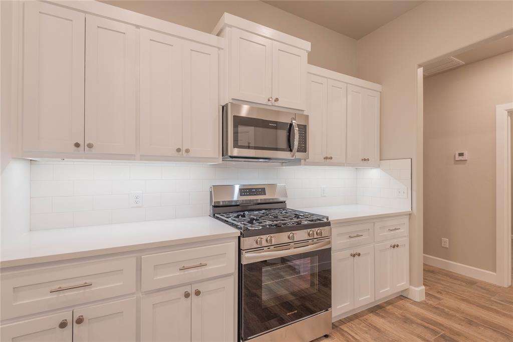 1309 Colonial Avenue Property Photo 7