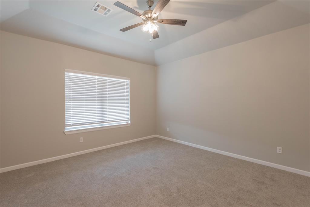 1309 Colonial Avenue Property Photo 9