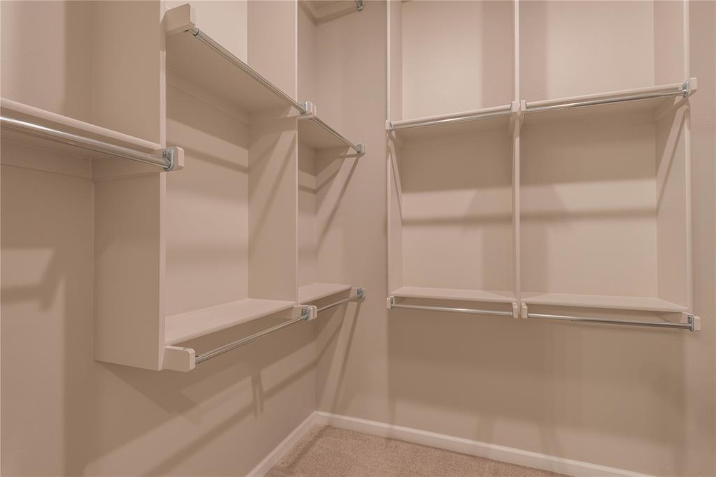 1309 Colonial Avenue Property Photo 12