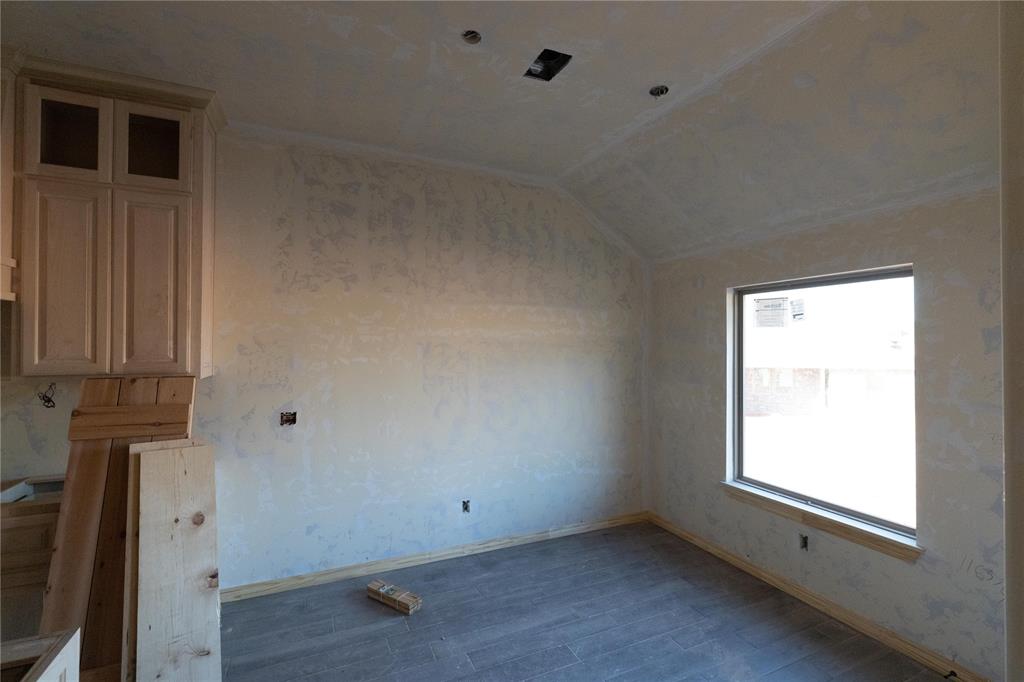 3024 Arbor Hill Drive Property Photo 6