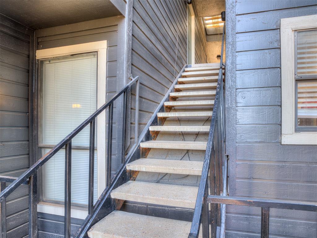 11530 N May Avenue D303 Property Photo 3