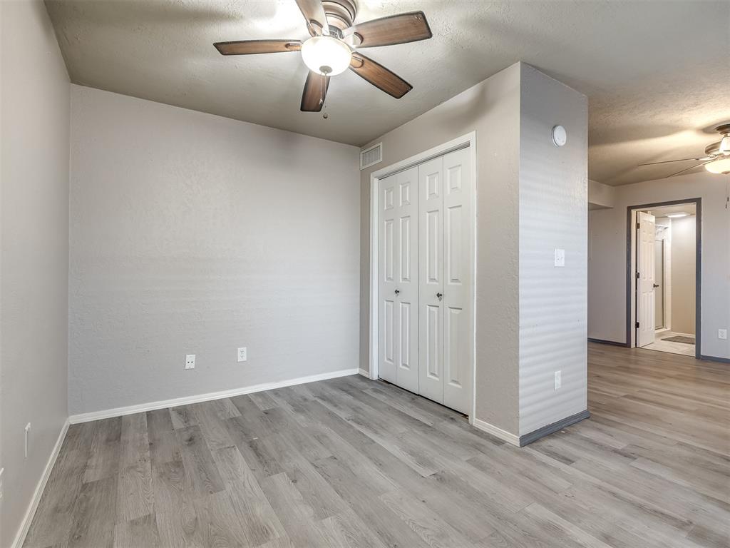 11530 N May Avenue D303 Property Photo 14