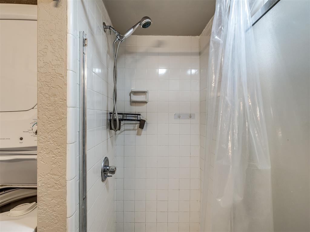 11530 N May Avenue D303 Property Photo 23