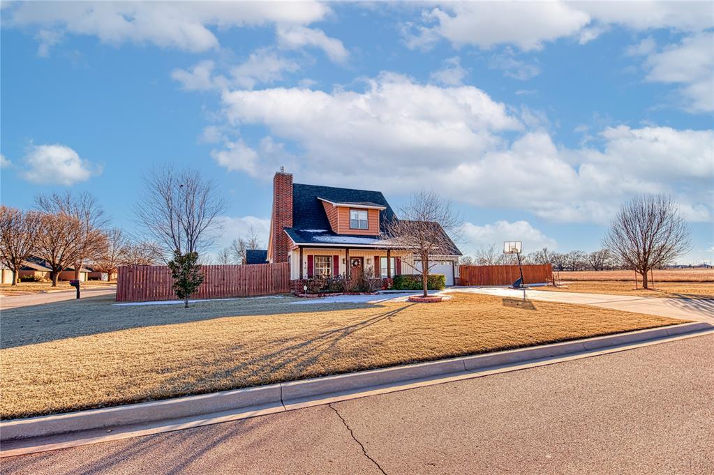 100 Silverleaf Lane Property Photo 1