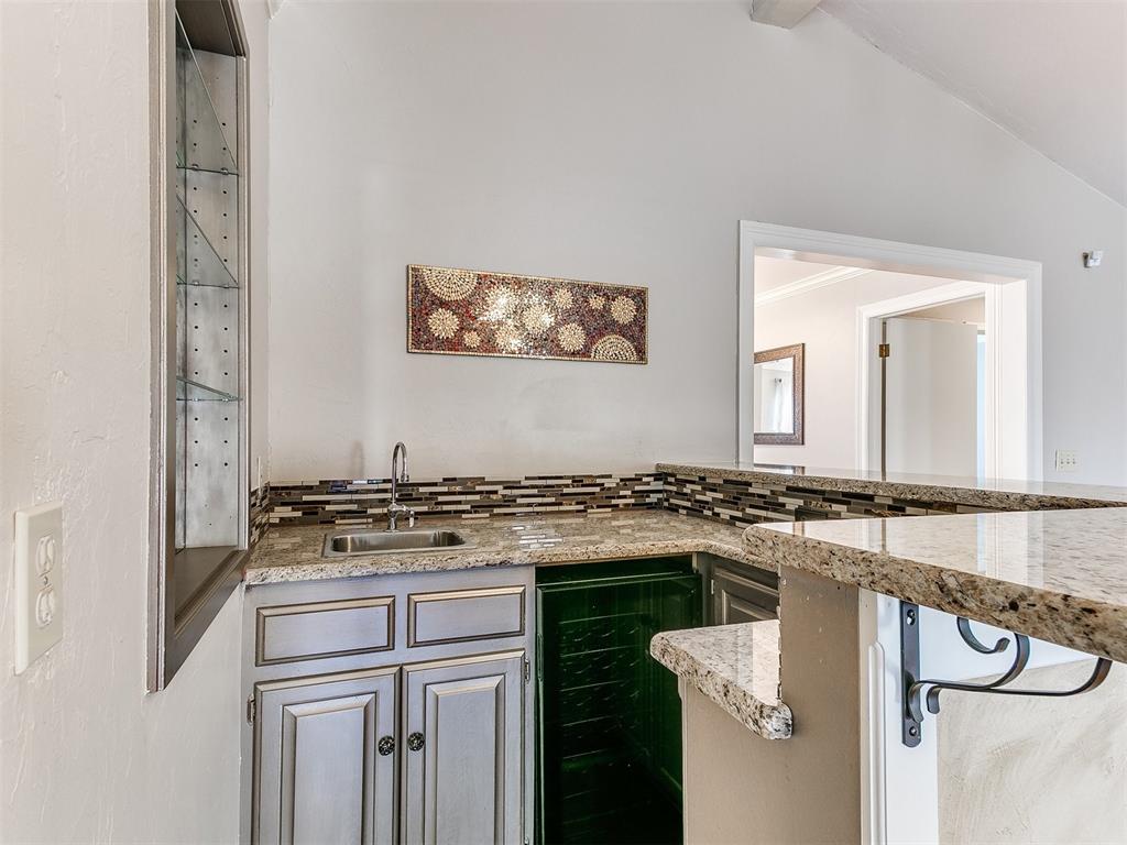 6317 Hyde Park Drive Property Photo 11