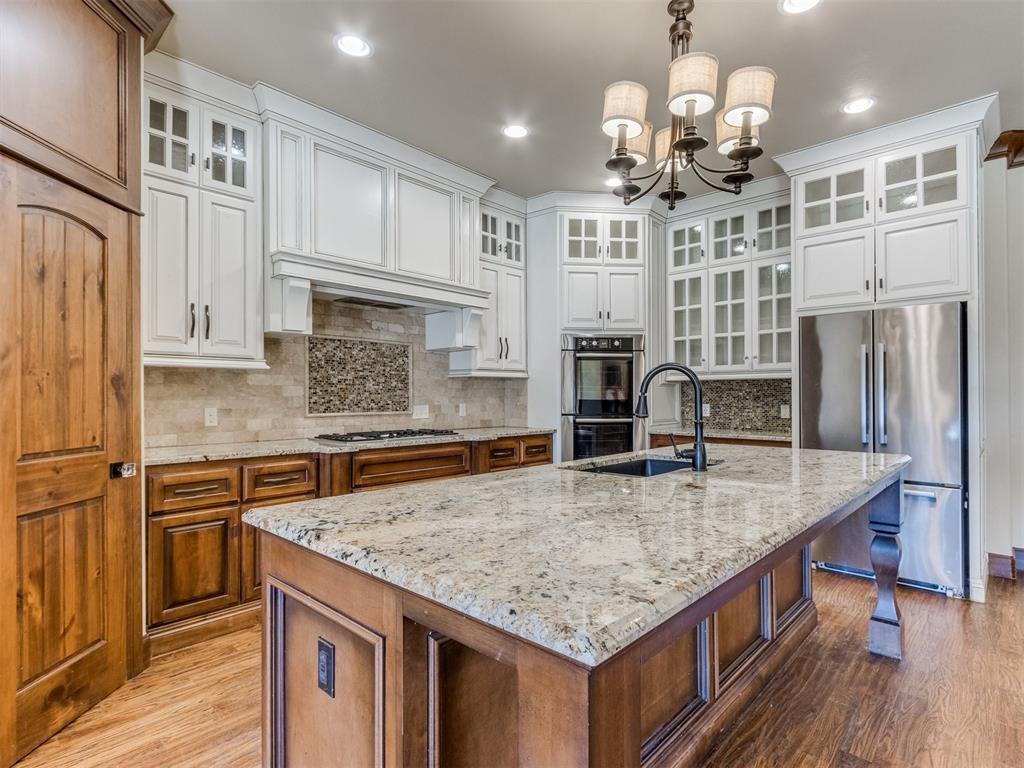 500 Newport Bridge Drive Property Photo 1