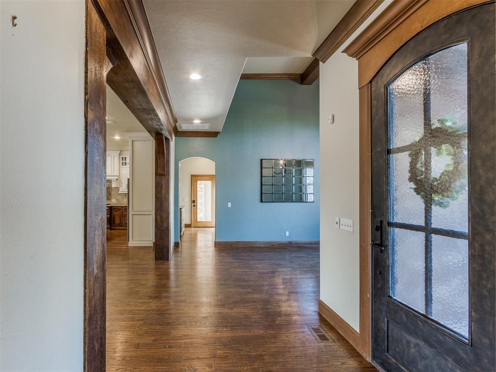 500 Newport Bridge Drive Property Photo 7