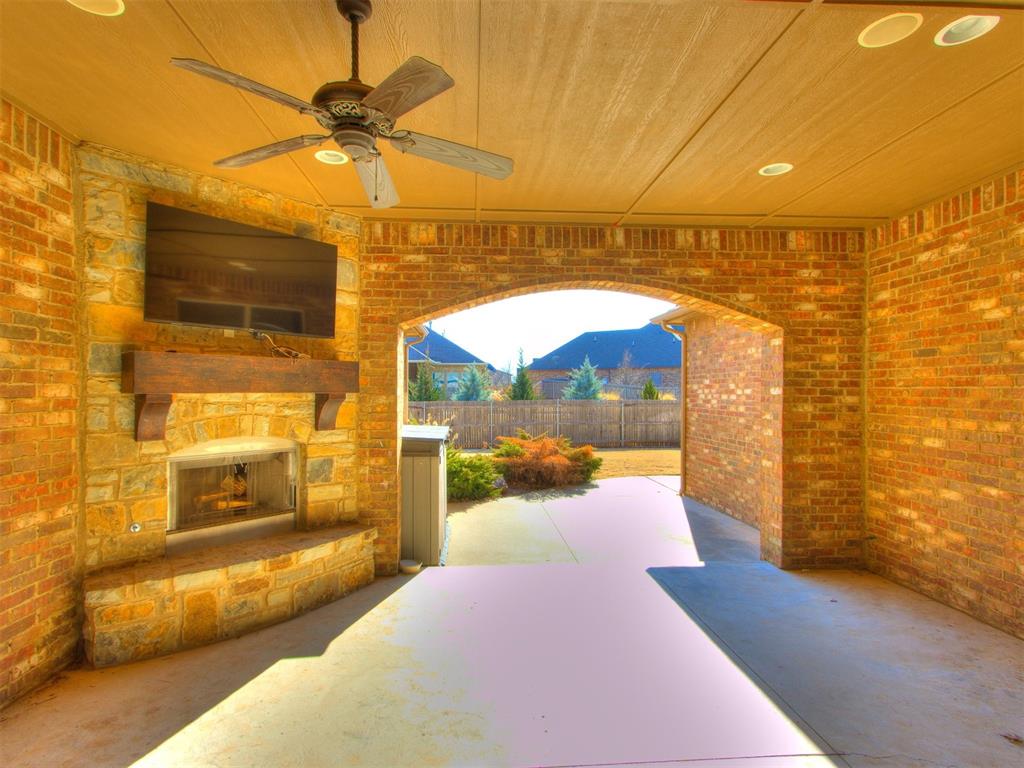 500 Newport Bridge Drive Property Photo 42