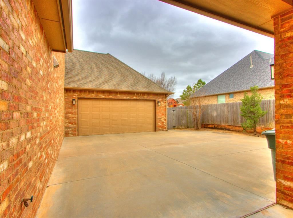 500 Newport Bridge Drive Property Photo 44