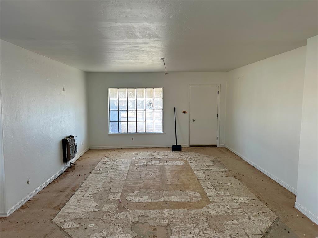 332 N Harrison Street Property Photo 5