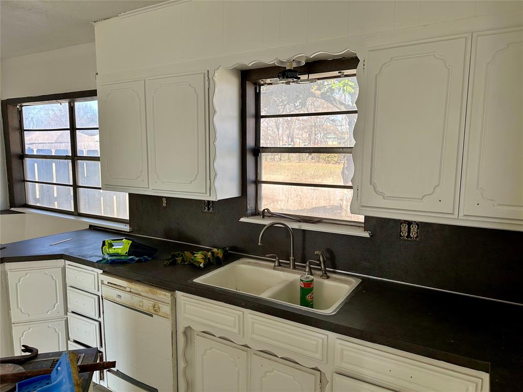 332 N Harrison Street Property Photo 9