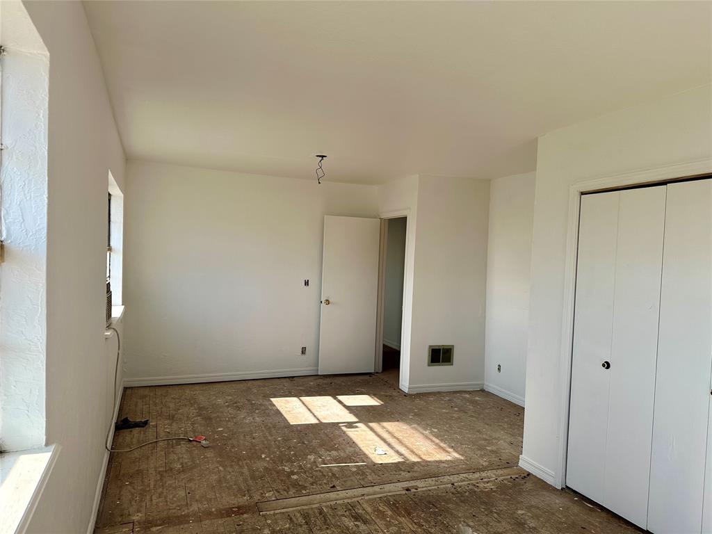 332 N Harrison Street Property Photo 14