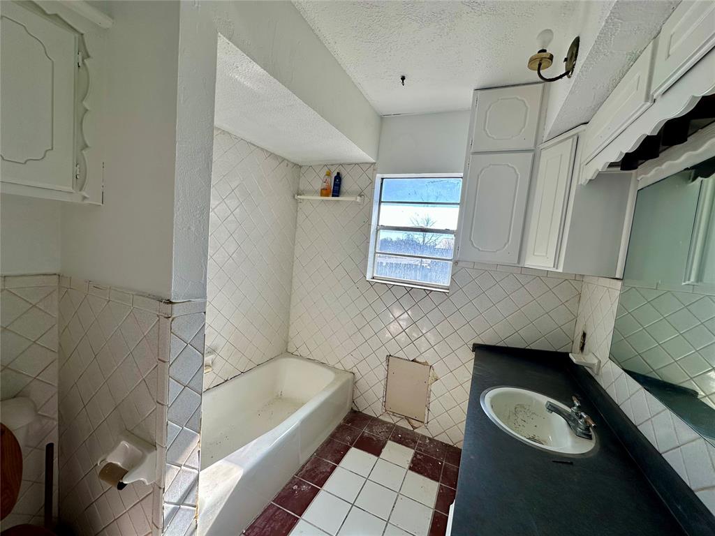 332 N Harrison Street Property Photo 16