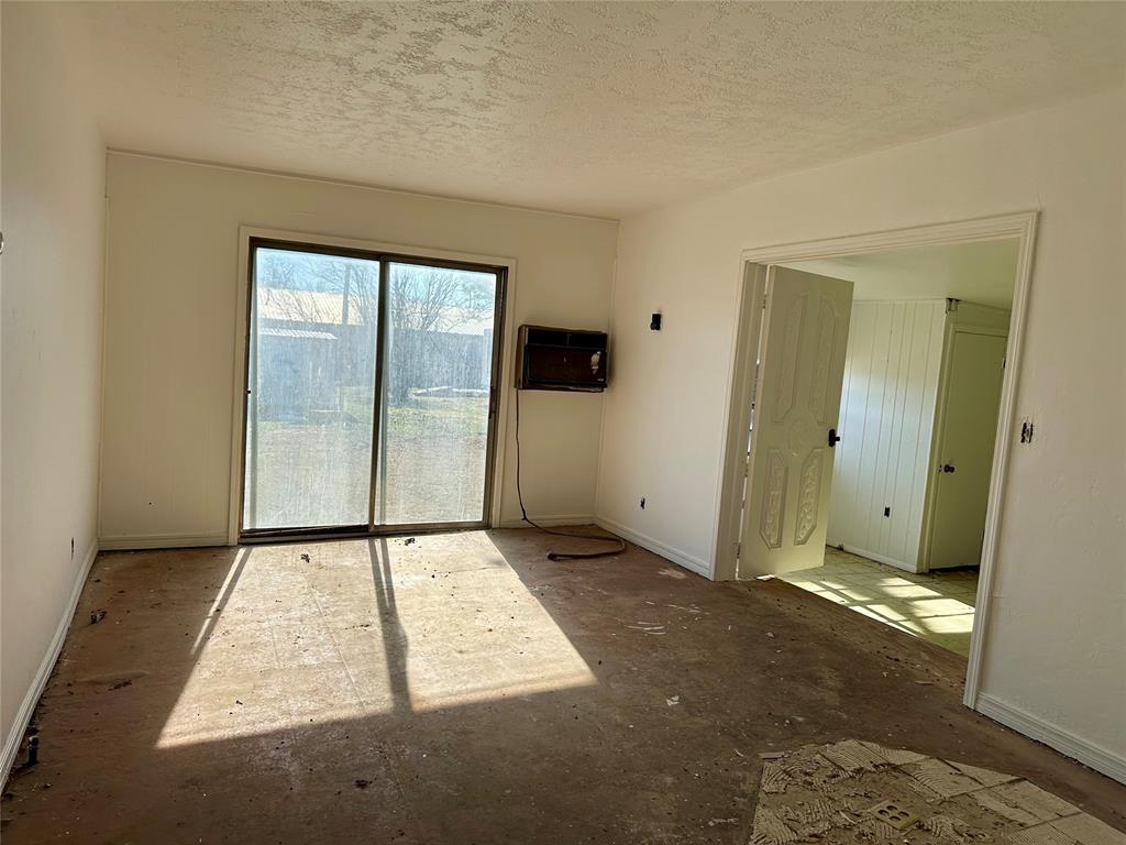332 N Harrison Street Property Photo 17