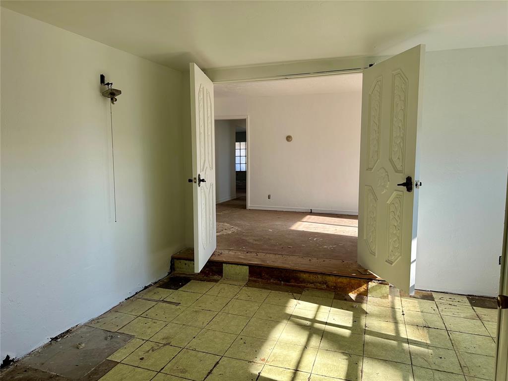 332 N Harrison Street Property Photo 19