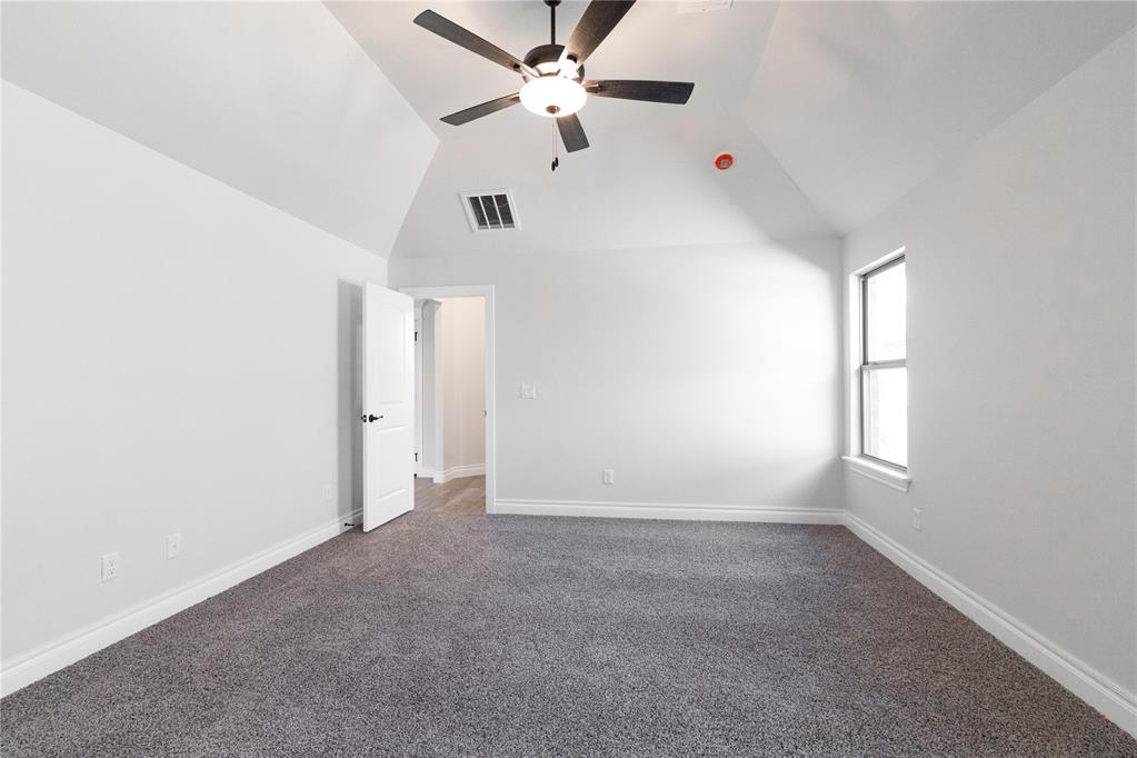 8108 Nw 154th Street Property Photo 11