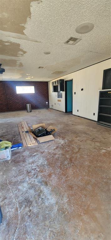 502 N Hazlett Street Property Photo 33