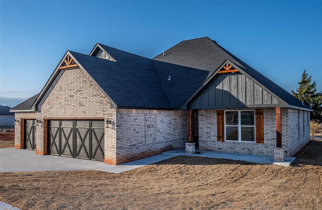 1127 Deer Ridge Property Photo 1