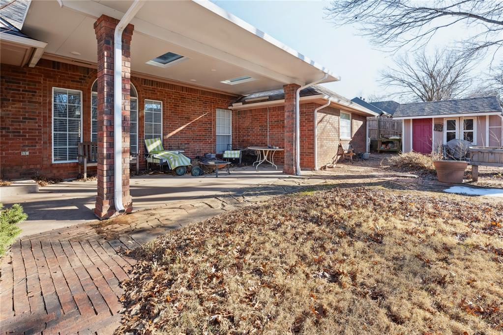 1401 Carrick Court Property Photo 24
