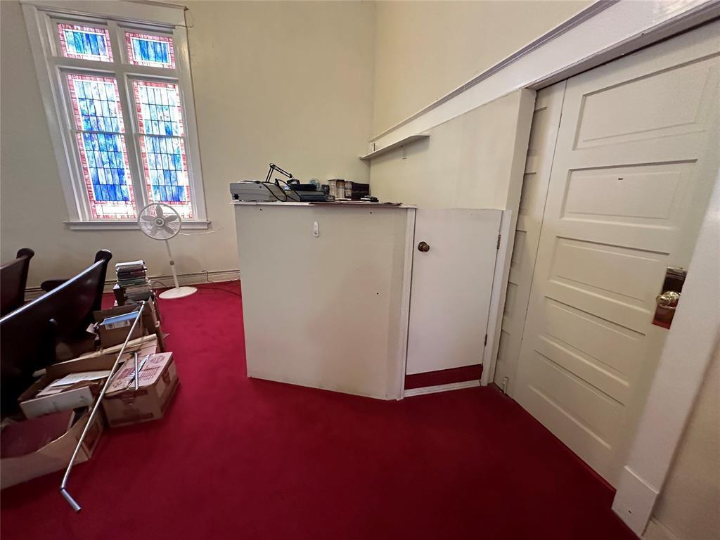 545 N Beard Avenue Property Photo 5