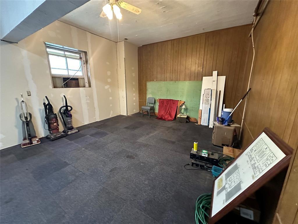 545 N Beard Avenue Property Photo 21