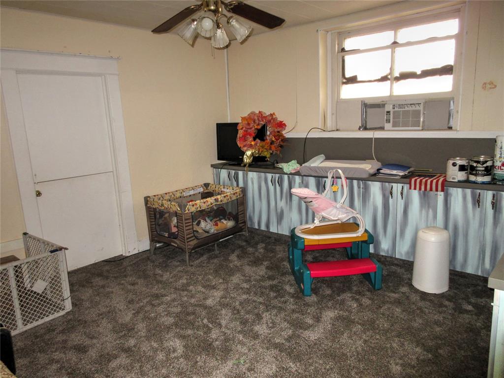 545 N Beard Avenue Property Photo 33