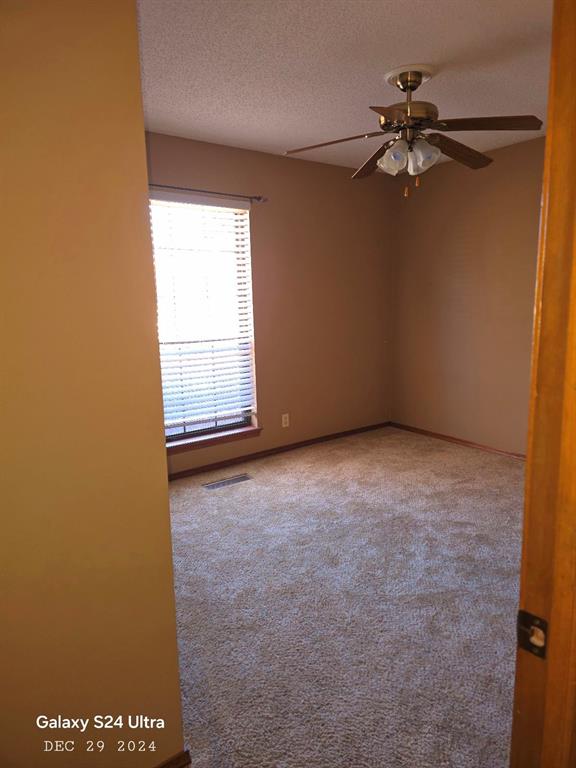 2512 N Briar Ridge Road Property Photo 6