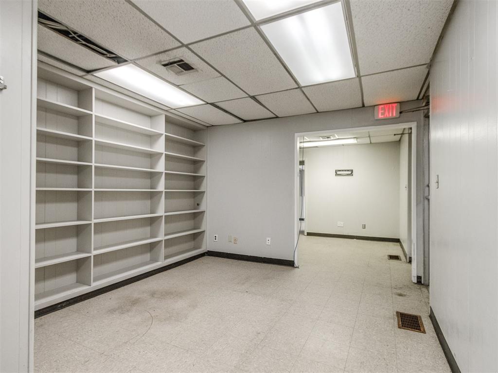 5835 S Pennsylvania Avenue Property Photo 38