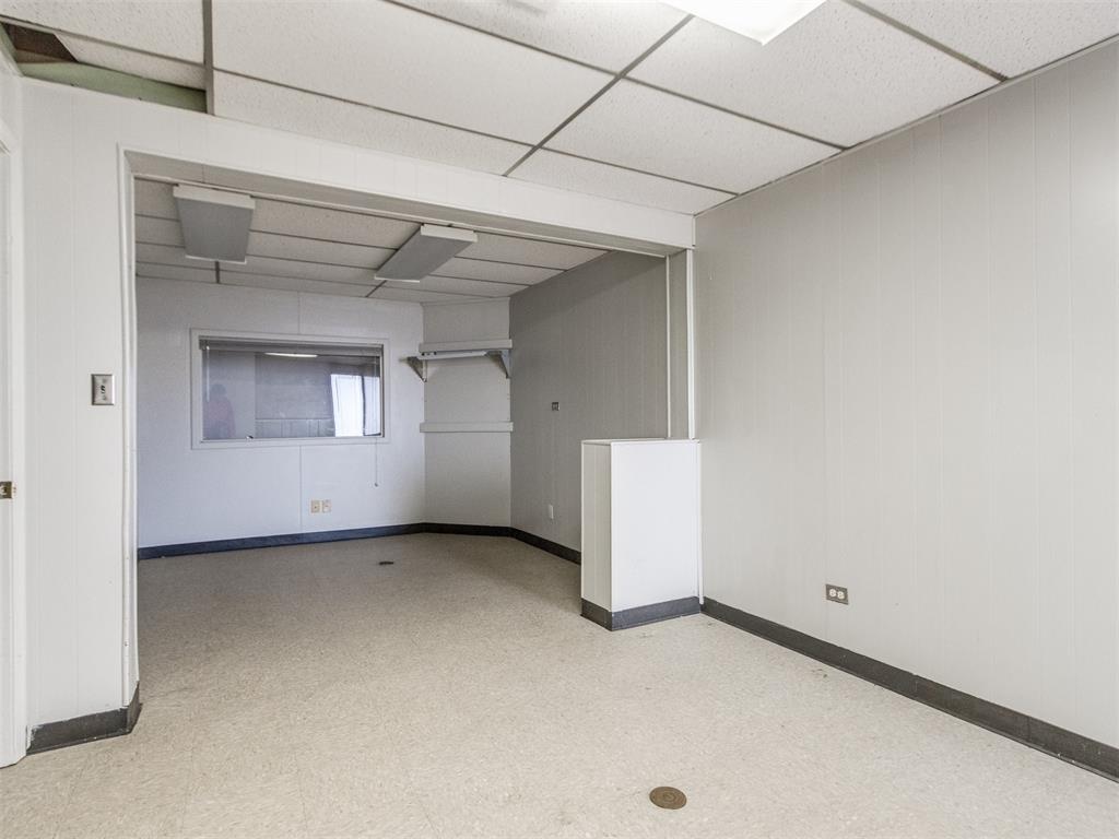 5835 S Pennsylvania Avenue Property Photo 40