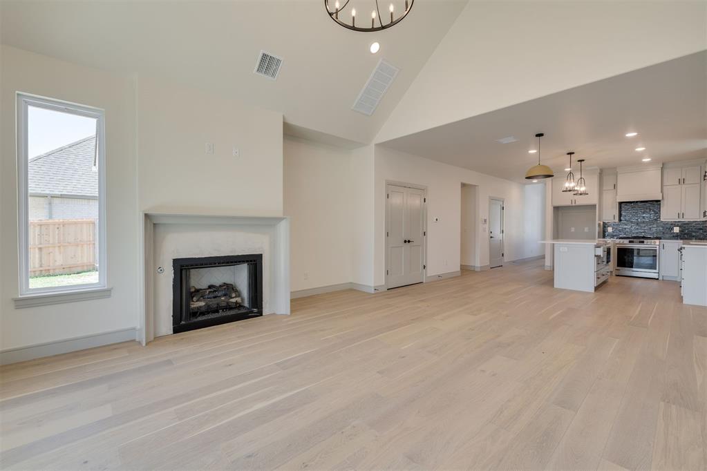 2140 Josslyn Place Property Photo 15