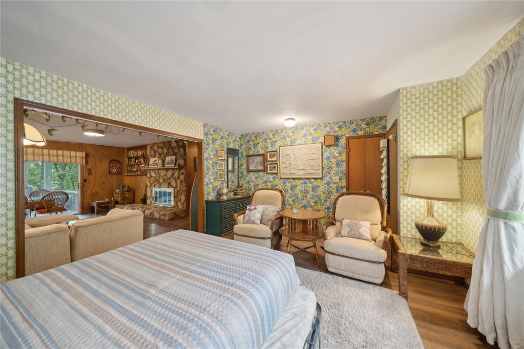 1392 Robin Hood Road Property Photo 5