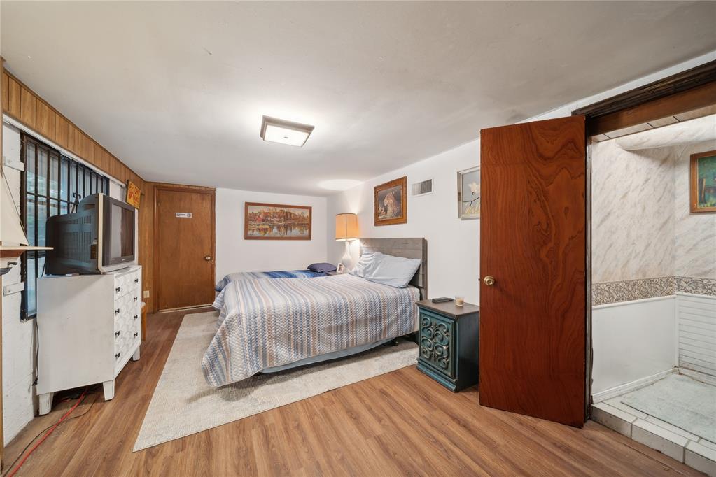 1392 Robin Hood Road Property Photo 15