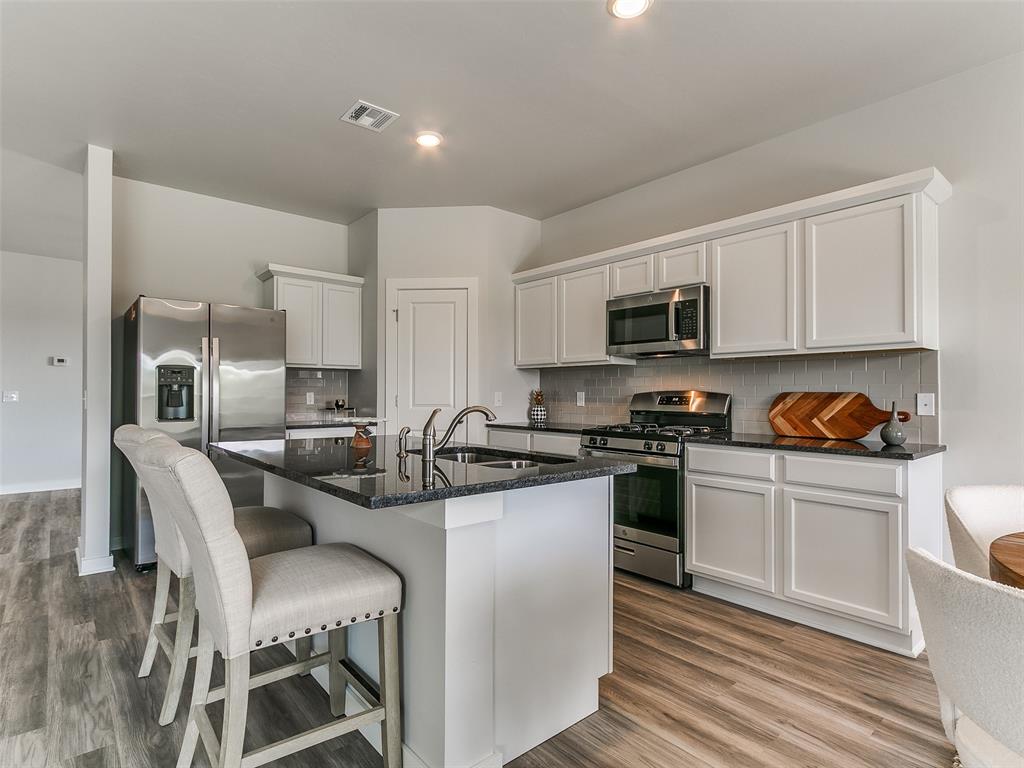 13156 Mannington Road Property Photo 4