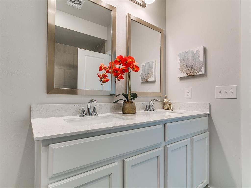 13156 Mannington Road Property Photo 13