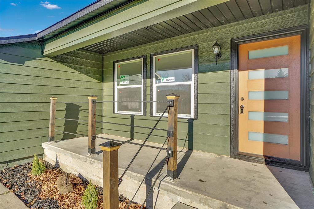 1125 Maple Street Property Photo 1