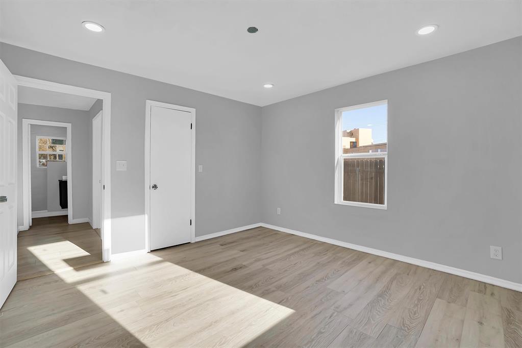 1125 Maple Street Property Photo 21